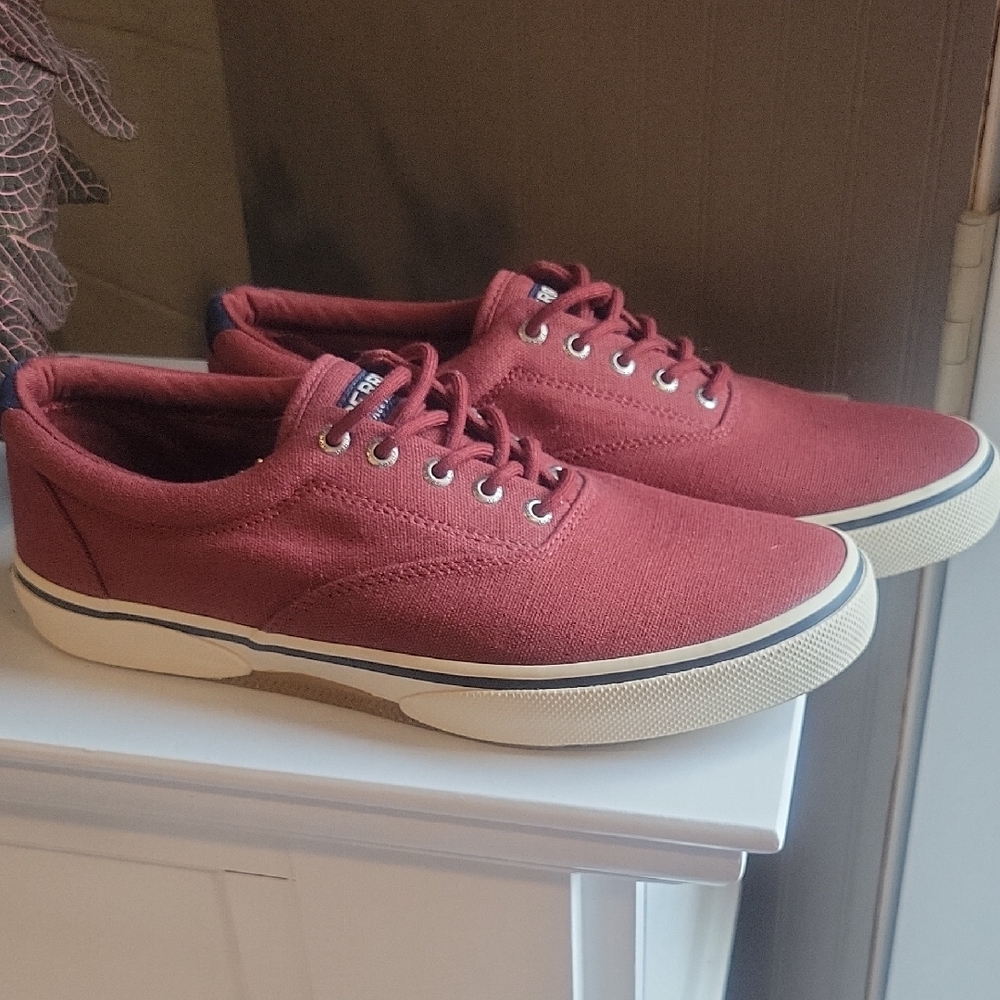 Sperry Burgundy Canvas Sneakers